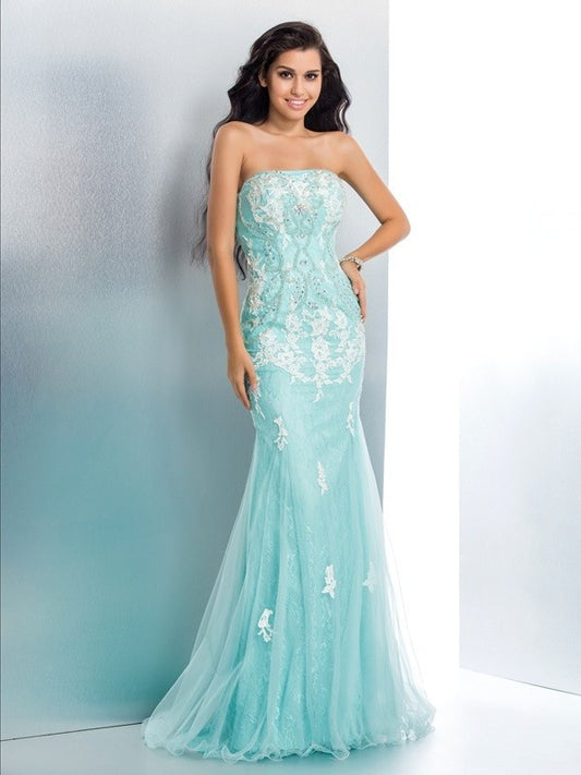 Applique Trumpet/Mermaid Sleeveless Strapless Long Lace Dresses