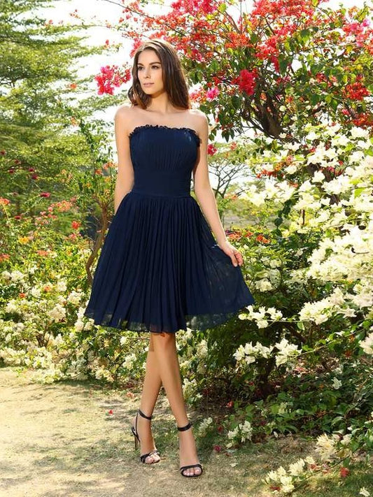 Short Sleeveless Pleats Strapless A-Line/Princess Chiffon Bridesmaid Dresses