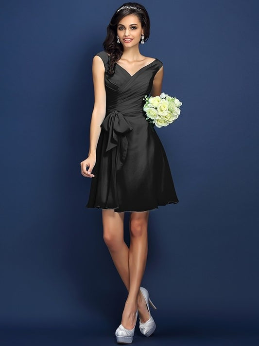 Short Sleeveless A-Line/Princess Bowknot V-neck Pleats Chiffon Bridesmaid Dresses