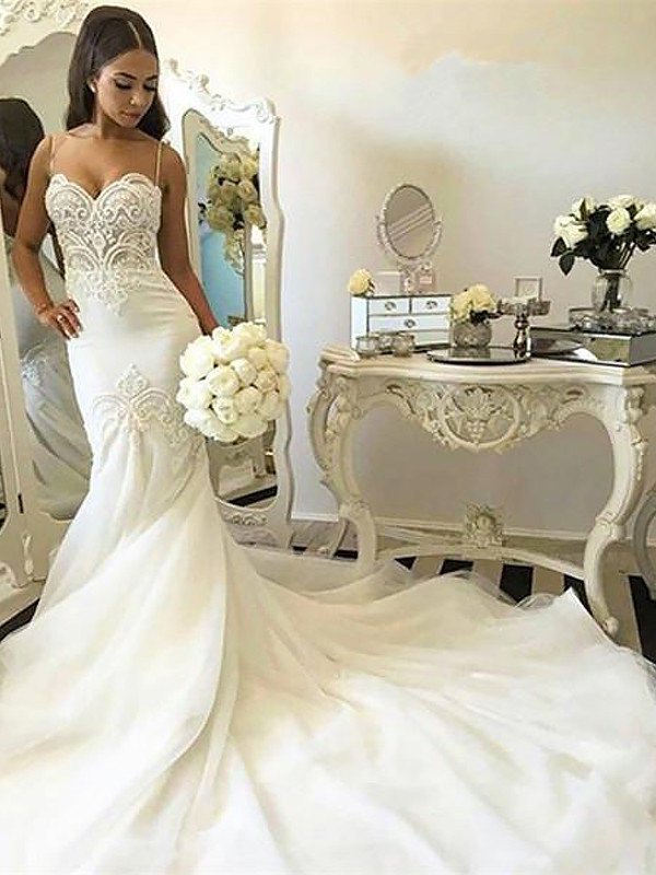 Chapel Straps Spaghetti Sleeveless Train Trumpet/Mermaid Tulle Wedding Dresses