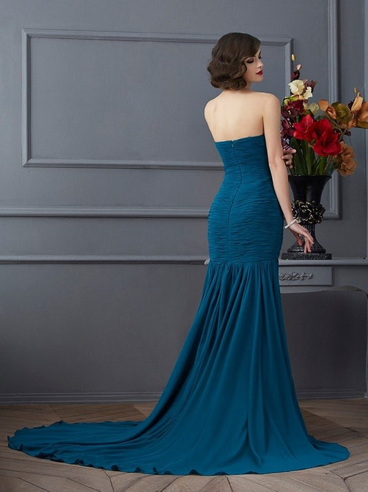 Applique Sleeveless Beading Trumpet/Mermaid Strapless Long Chiffon Dresses