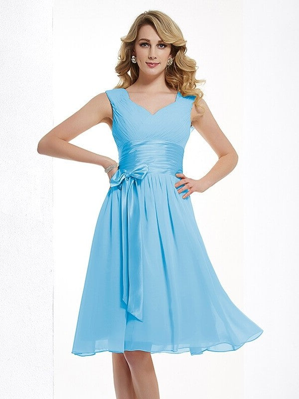 Sleeveless Pleats Straps A-Line/Princess Short Chiffon Bridesmaid Dresses