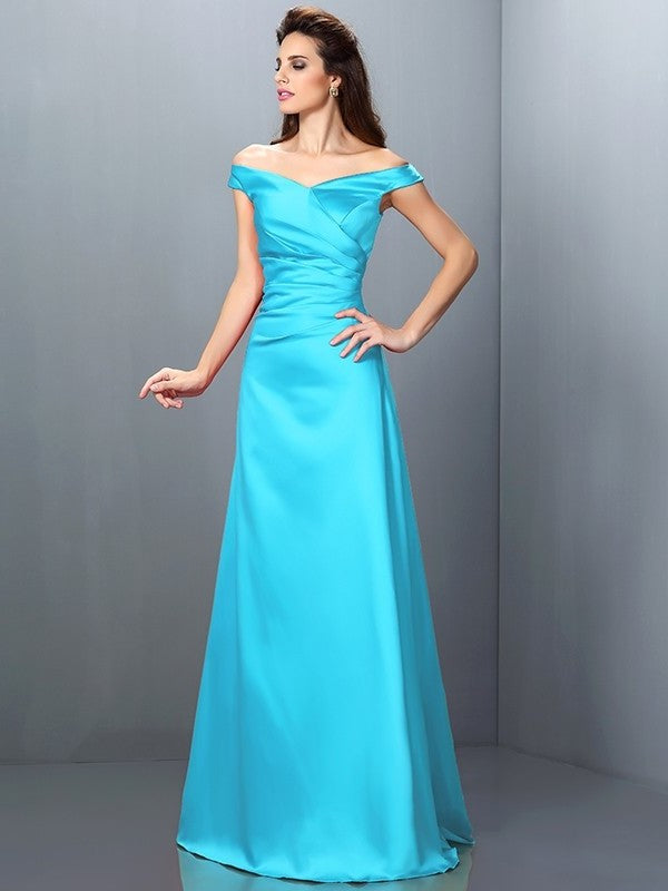 Sleeveless Long Off-the-Shoulder Sheath/Column Satin Bridesmaid Dresses