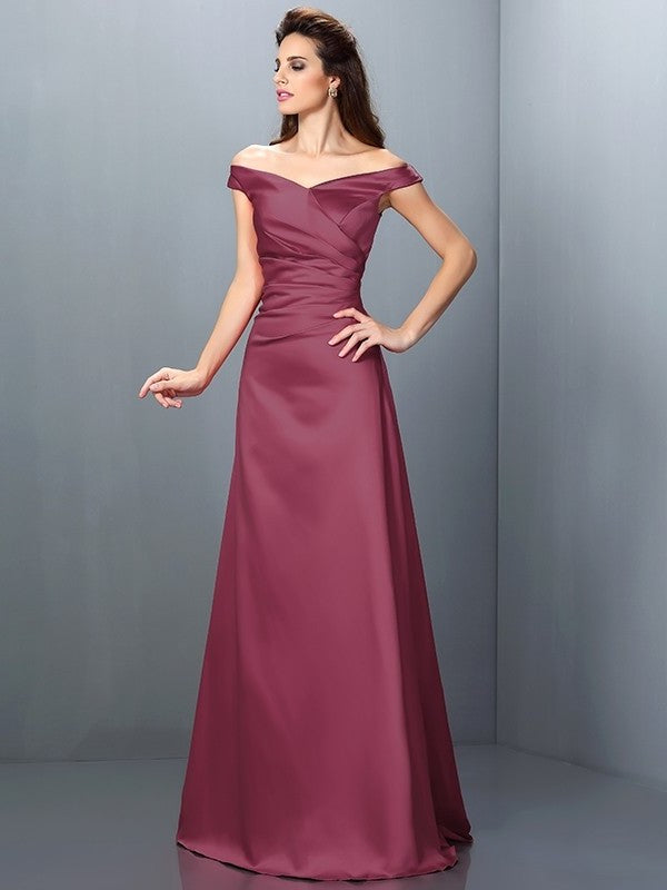 Sleeveless Long Off-the-Shoulder Sheath/Column Satin Bridesmaid Dresses