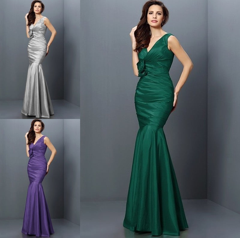 Hand-Made V-neck Long Flower Trumpet/Mermaid Sleeveless Taffeta Bridesmaid Dresses