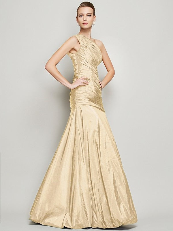 Long One-Shoulder Sleeveless A-Line/Princess Pleats Taffeta Bridesmaid Dresses