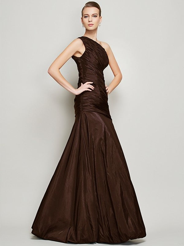 Long One-Shoulder Sleeveless A-Line/Princess Pleats Taffeta Bridesmaid Dresses