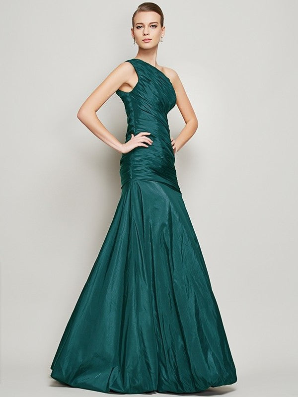 Long One-Shoulder Sleeveless A-Line/Princess Pleats Taffeta Bridesmaid Dresses